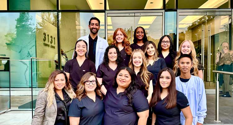 A team photo of a dental team in Uptown Dallas